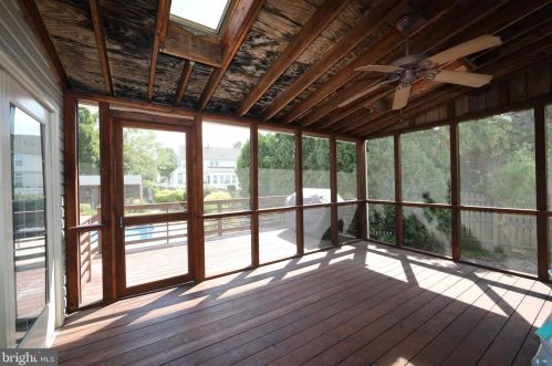 36 Hackemore St, Burlington NJ 08016-3056 exterior