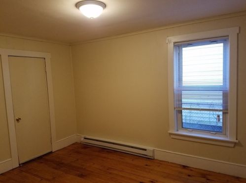 35 Litchfield St, Worcester MA 01603-2847 exterior