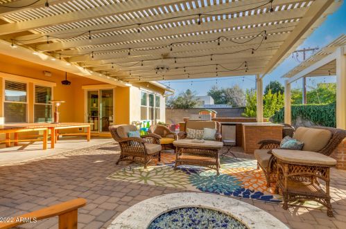 5310 2nd St, Phoenix AZ 85085-7756 exterior