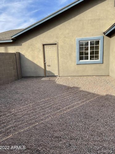 9419 1st Dr, Phoenix AZ 85041-8002 exterior