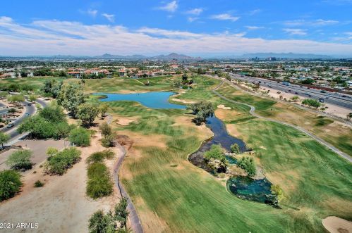 8841 48th St, Phoenix AZ 85044-5316 exterior