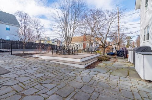 124 Elm Ave, Quincy MA 02170-2939 exterior