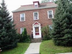 94 Charlesbank Rd, Newton, MA 02458-1741