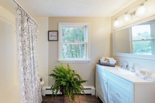 267 Sandy Hill Dr, Marshfield MA  02050-2708 exterior