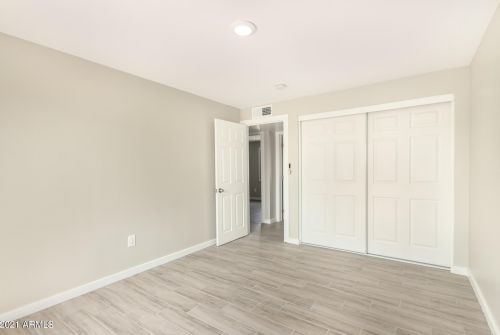 1608 65th Ave, Phoenix AZ 85033-1601 exterior