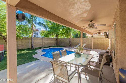 17209 47 St, Phoenix AZ 85032-9320 exterior