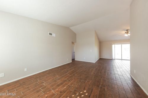 3454 Charleston Ave, Phoenix AZ  85032-1215 exterior