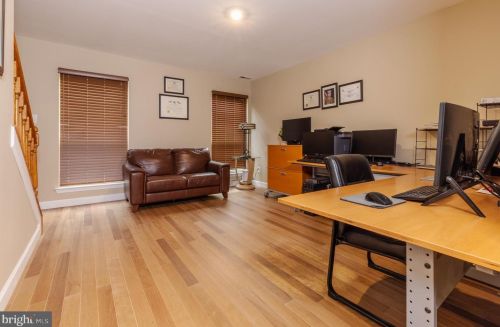 104 Cinnamon Rd, West Deptford NJ 08086-2400 exterior