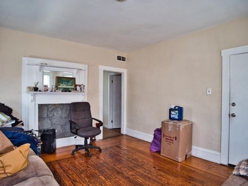 74 Clark St, New Bedford MA 02740-7021 exterior