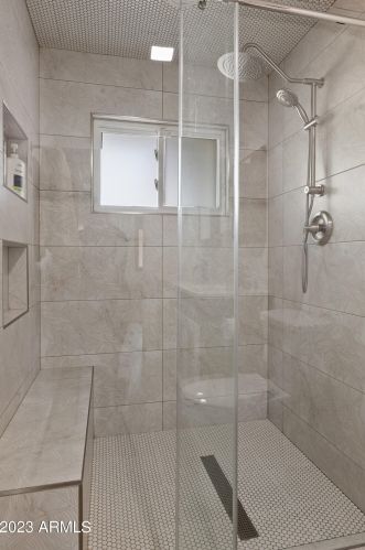 2152 Clarendon Ave, Phoenix AZ 85033-4120 exterior