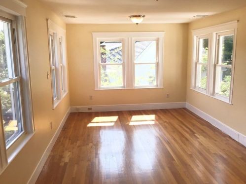 95 Ripley St, Newton MA 02459-2207 exterior