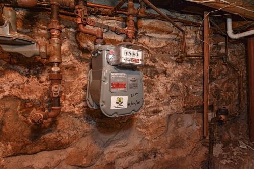 203 Precinct St, Taunton MA 02718-1211 exterior