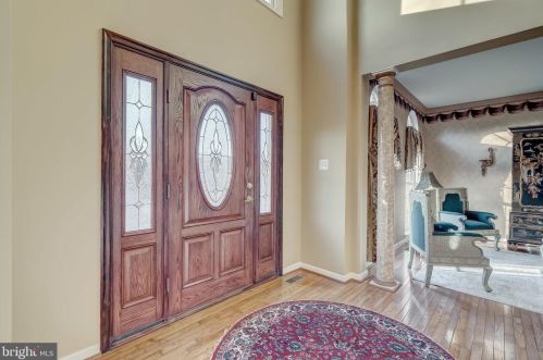 6920 Mystic Wood Way, Columbia MD 21044-4914 exterior