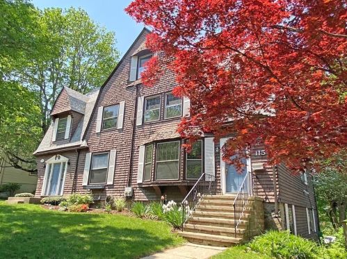 117 Mount Vernon St, Newton, MA 02465-2559