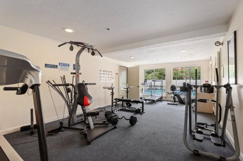 160 Burkhall St, Weymouth MA 02190-3500 exterior