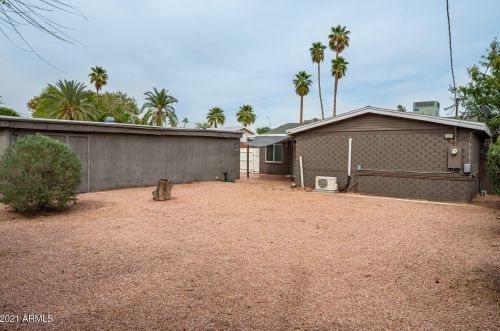 1826 43rd St, Phoenix AZ 85050-8770 exterior