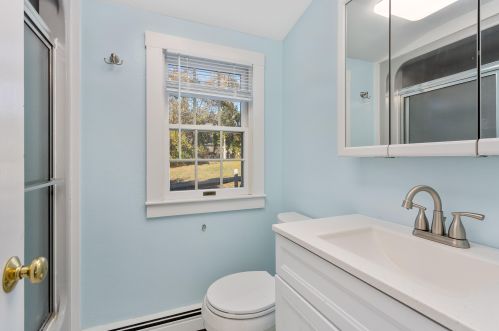 65 Morris Is Rd, Chatham MA 02633-2526 exterior