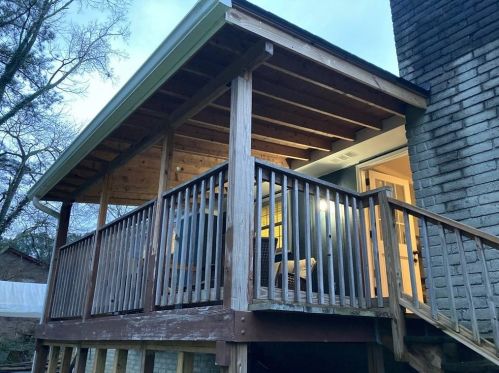 1345 Earle Ct, Conyers GA exterior