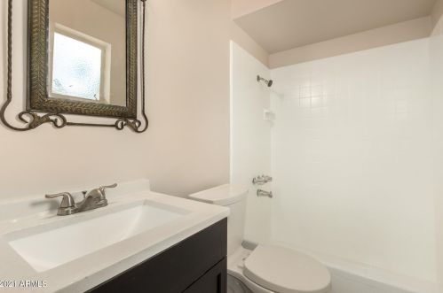 5061 Avalon Dr, Phoenix AZ 85015-5684 exterior