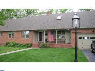 259 River Dr, Pennsville NJ  08070-1208 exterior