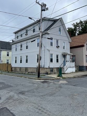 2 Durfee St, New Bedford, MA 02740-5547