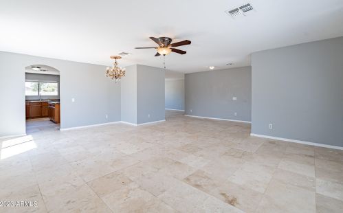 6838 42nd Way, Phoenix AZ  85042-5211 exterior