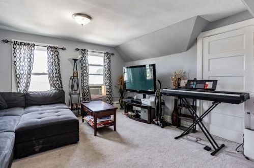 26 Kilton St, Taunton MA 02780-2953 exterior