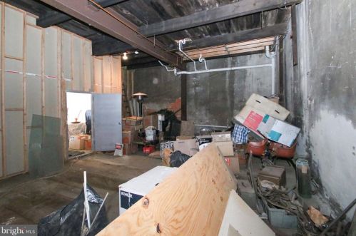 1225 6 St, Philadelphia PA 19147-4828 exterior