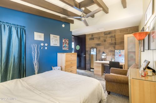 4028 45th St, Phoenix AZ 85044-6060 exterior