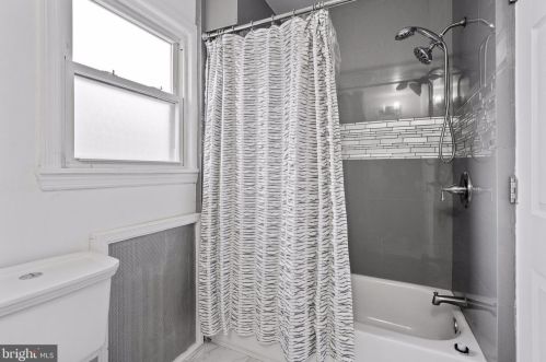 126 Carpenter St, Belleville NJ 07109-1456 exterior