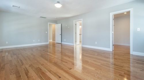 711 Salisbury St, Worcester MA 01609-1122 exterior