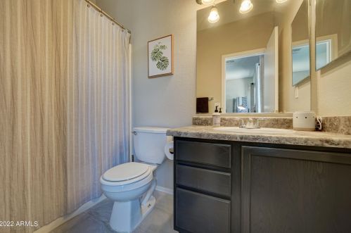 9027 3 St, Phoenix AZ 85004-2505 exterior