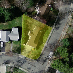 25 Cynthia Rd, Newton MA 02459-2835 aerial view
