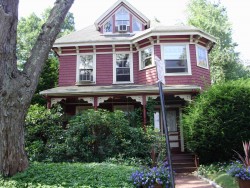 67 Brooks Ave, Newton, MA 02460-1535