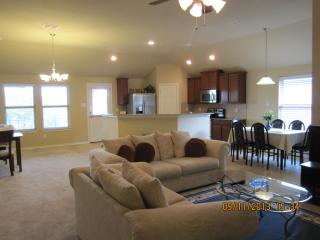 5537 Grenada Dr, Fort Worth TX  76119-8502 exterior