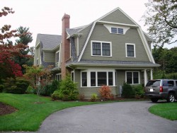 195 Windsor Rd, Newton, MA 02468-1119