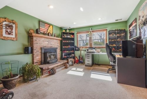 370 Shire Rd, Milford NJ  08848-1720 exterior