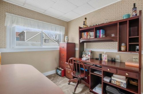 10 Burke St, Fall River MA 02720-6903 exterior