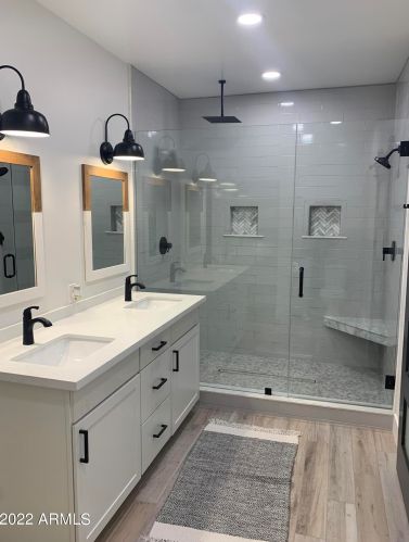 2022 22 Pl, Phoenix AZ 85042-8100 exterior