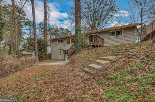 1488 Brk Vly Ln, Atlanta GA 30324-3264 exterior