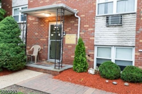 76 Frederick St, Belleville, NJ 07109-1175