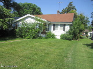 4714 1st St, Louisville, KY 40214-2102