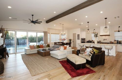 4535 39 St, Phoenix AZ 85008-3018 exterior