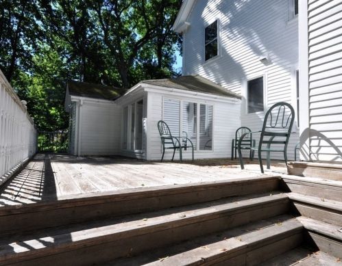 30 Concord Rd, Acton MA 01720-4603 exterior