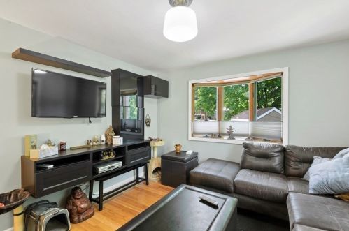 30 Abington St, Worcester MA 01603-1101 exterior