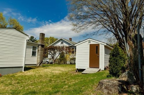 6 Benson St, Worcester MA 01604-3303 exterior