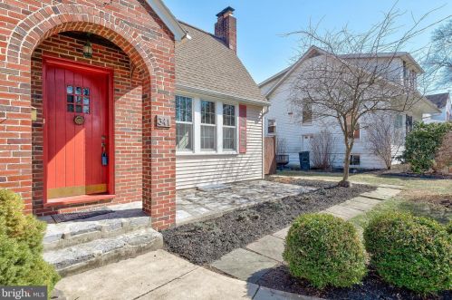 341 24th St, Camp Hill, PA 17011-3606