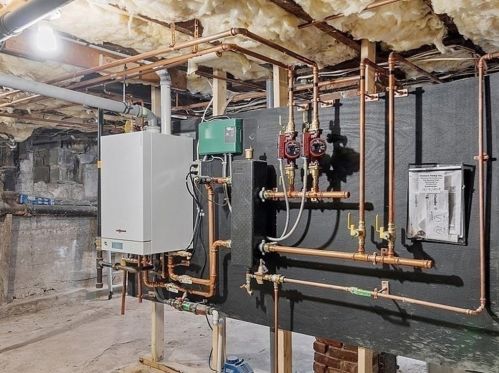 159 Weare St, Lawrence MA 01843-3646 exterior