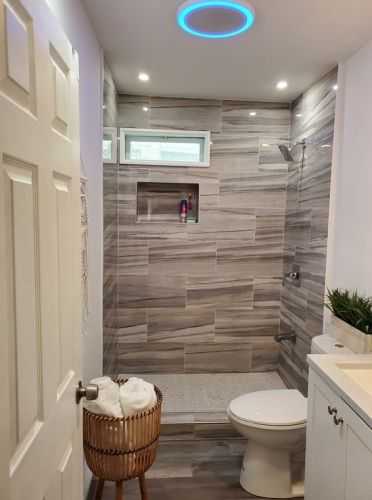 2 Avon St, Lawrence MA 01841-2632 exterior