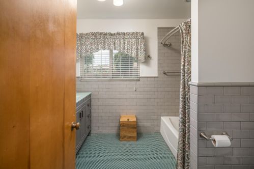 2807 11 Ave, Phoenix AZ 85021-7111 exterior